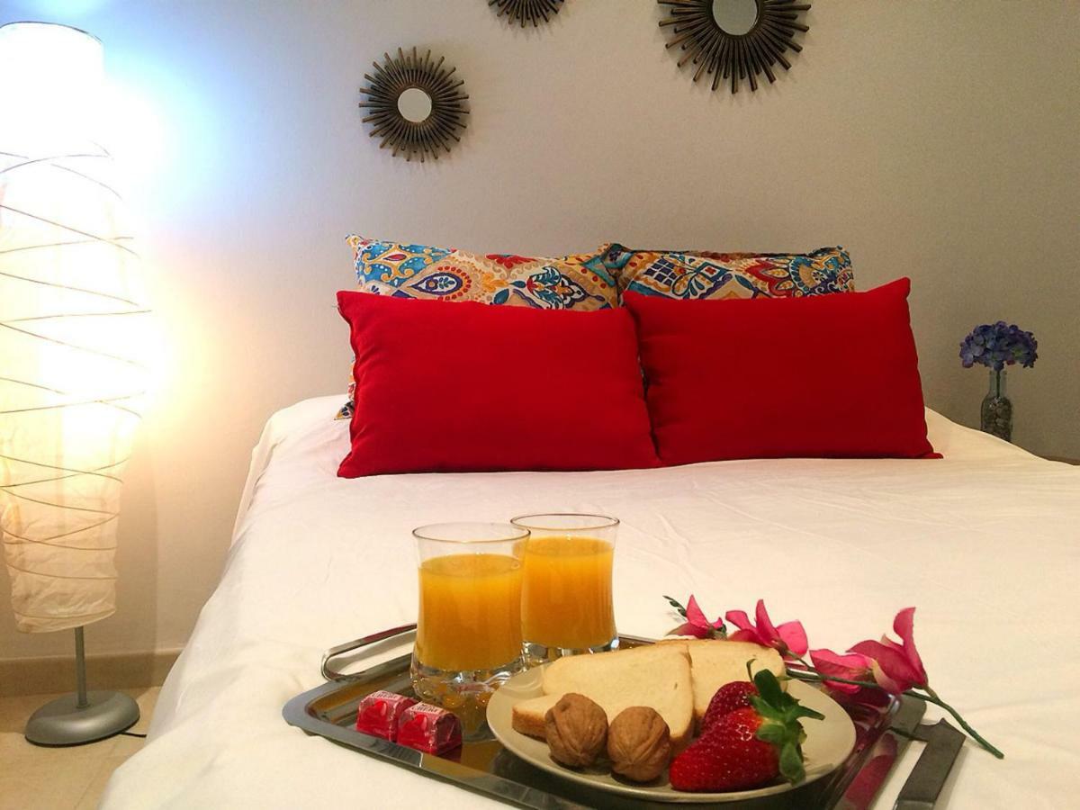 Apartamento Mon Cheri Malaga Luaran gambar